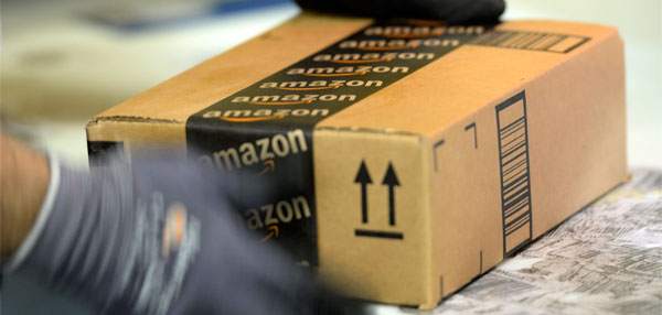 Amazon inicia venda de livros no Brasil.